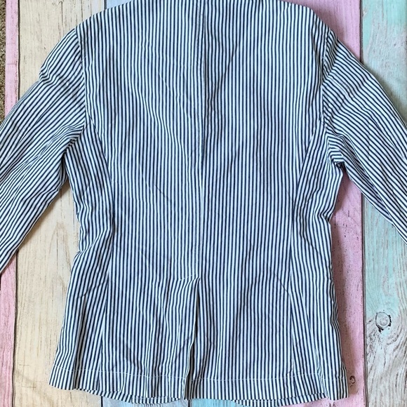 Guess Blue and White Striped Blazer - Picture 10 of 11